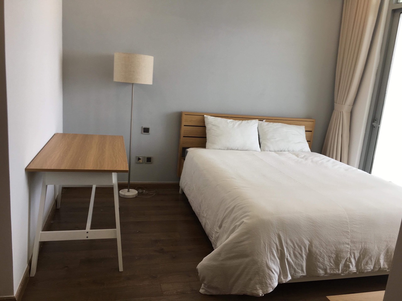 Cho thuê căn 4PN tòa Park 3 Vinhomes Central Park. Giá 2800$/tháng. Lh: 0789625847